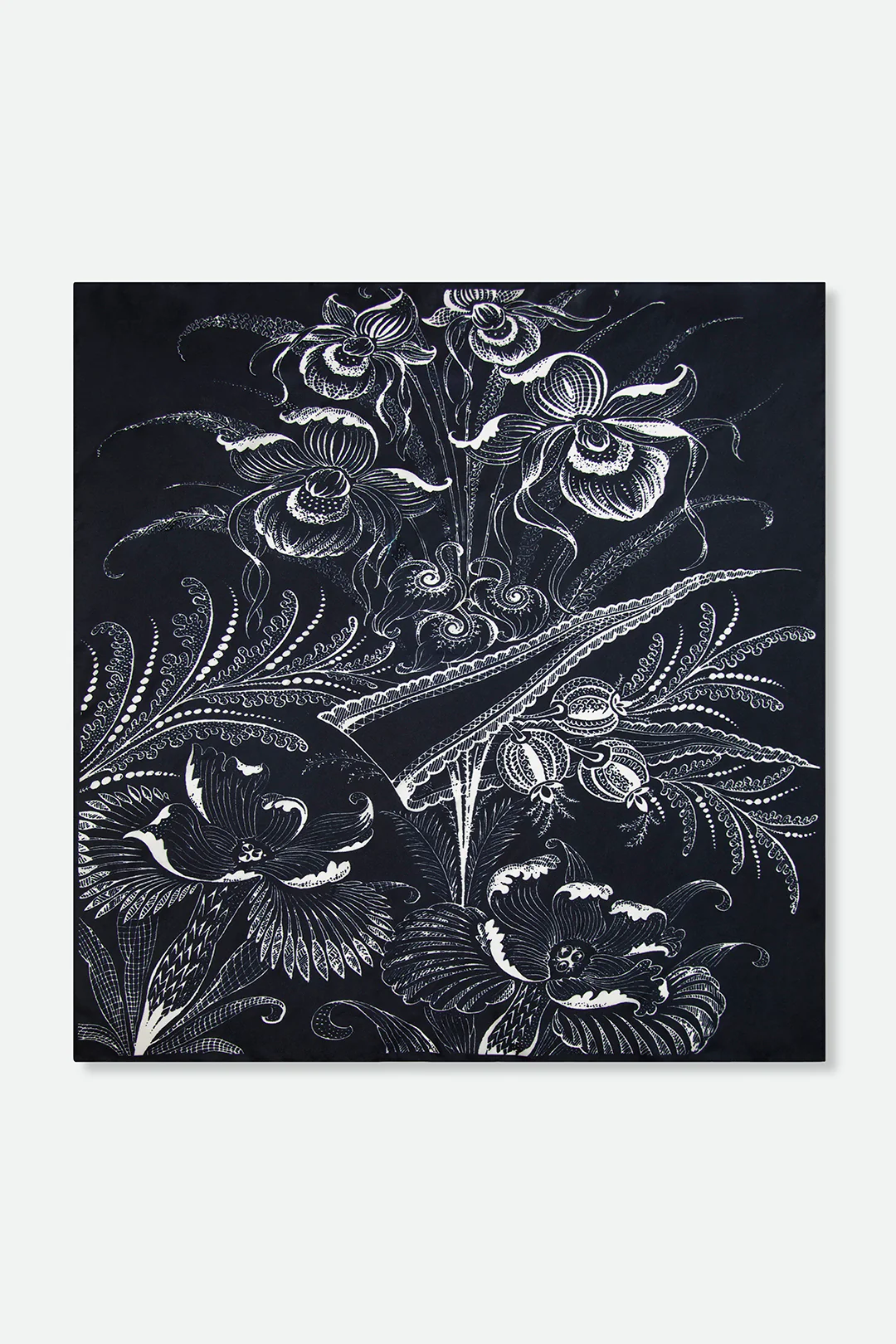 SILK TWILL SQUARE SCARF IN PAISLEY BLEU MARINE - Image 4
