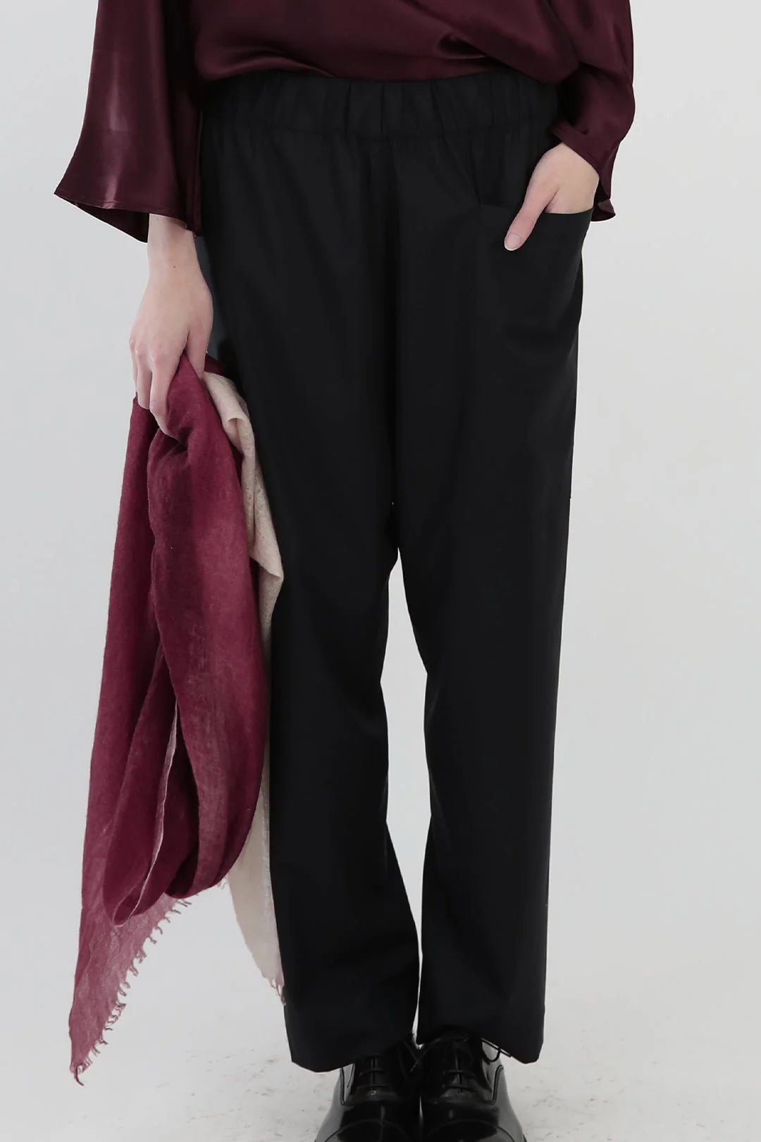 SOFI POCKET PANT IN GABARDINE - Image 2