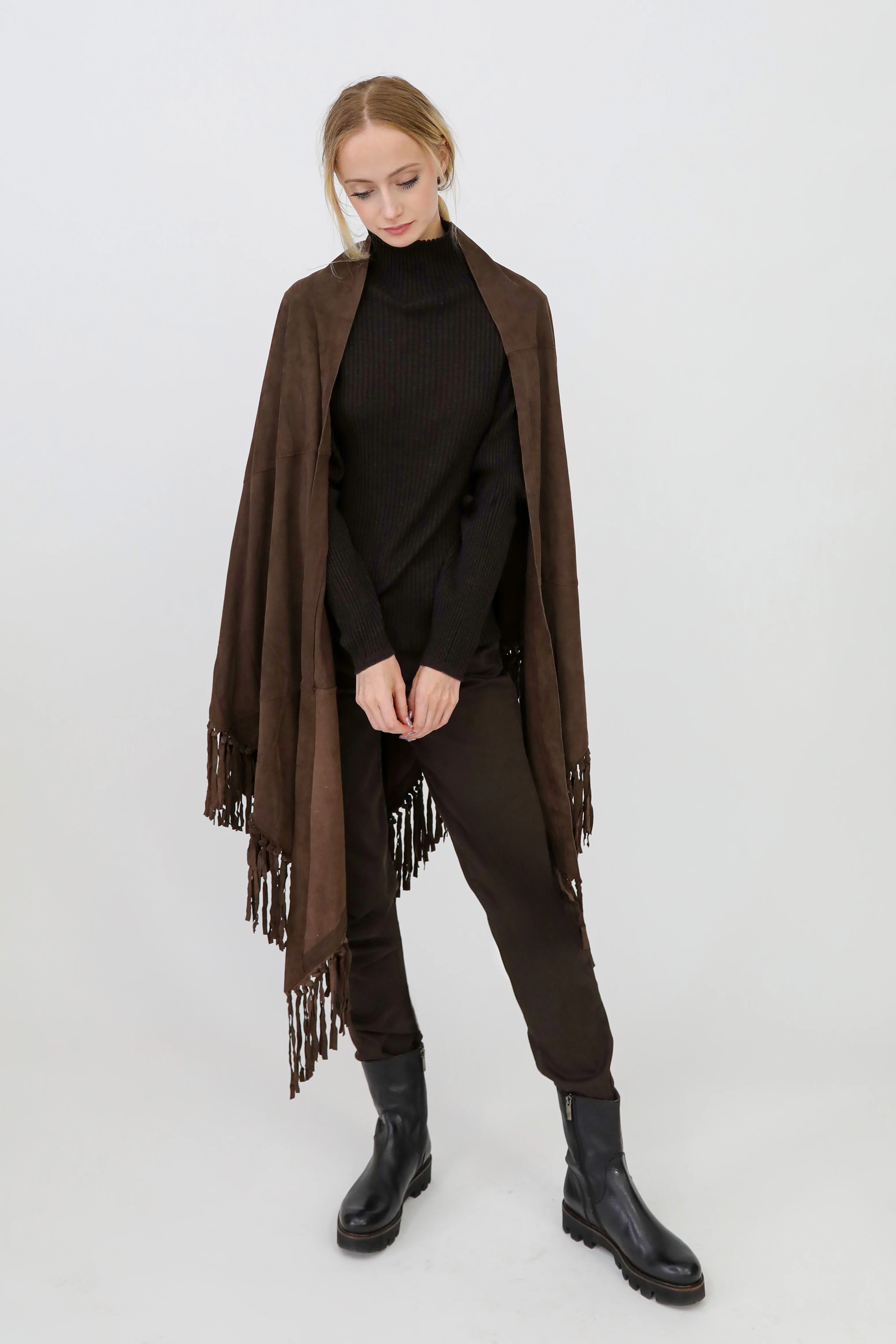 STELLAN SUEDE FRINGE WRAP IN DARK BROWN - Image 4