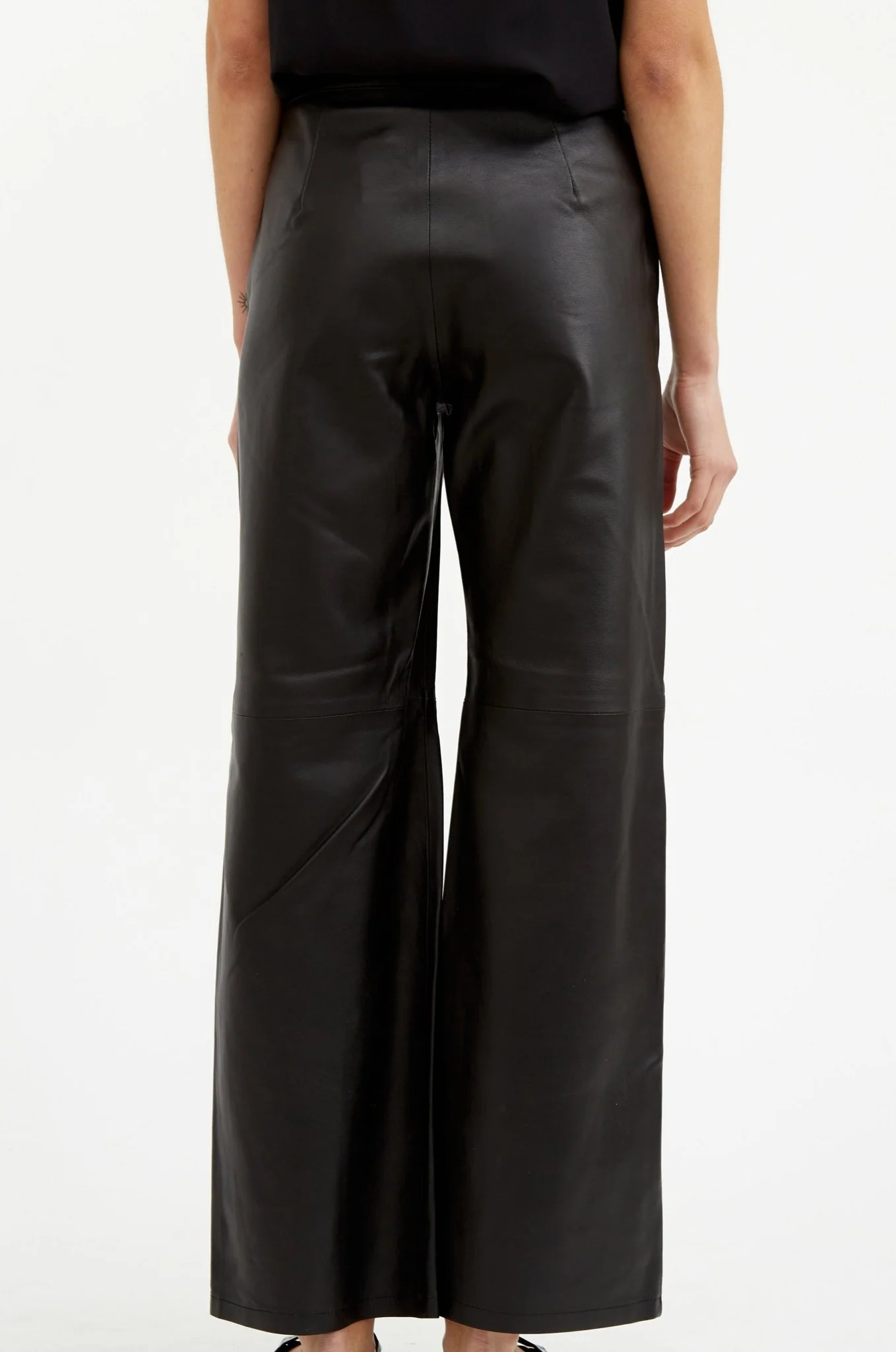 SIENA WIDE LEG SEAM PANT IN ITALIAN LEATHER - Image 4