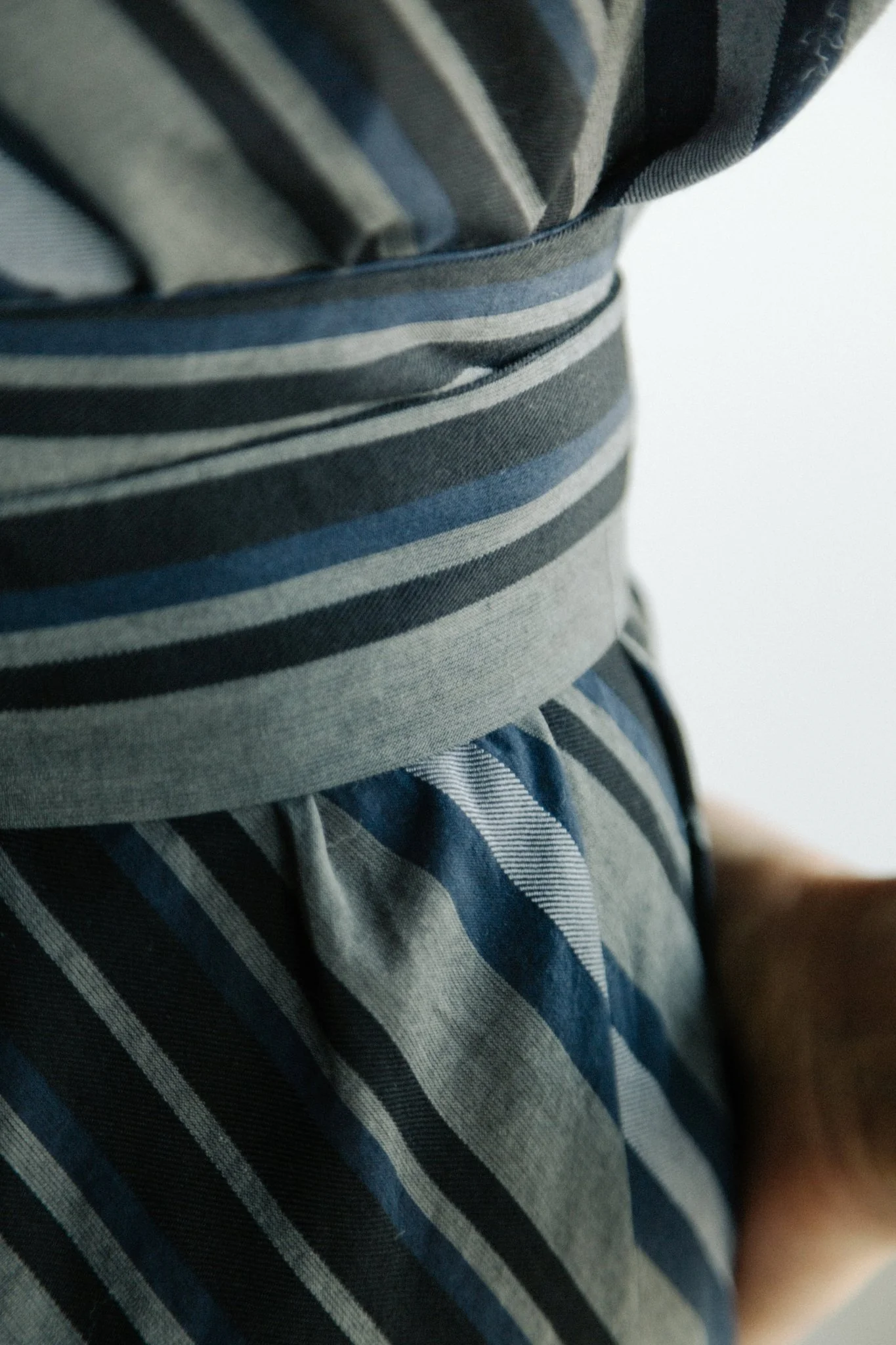 DAX STRIPE WRAP DRESS IN SOFT YARN-DYED COTTON BLEND - Image 8
